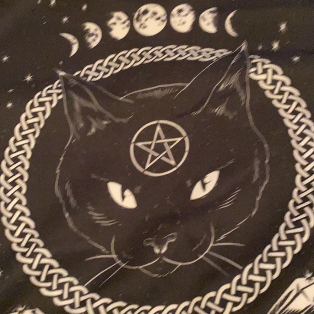 Black - Picture 2 of 3